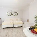 티크 수페리어 호텔 3*