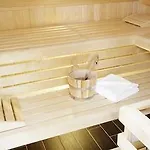 Hotel Tiek Superior 3*