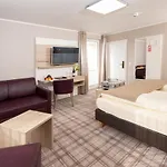 Tiek Superior Hotel
