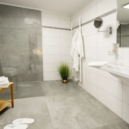 Tiek Superior 3* Meppen