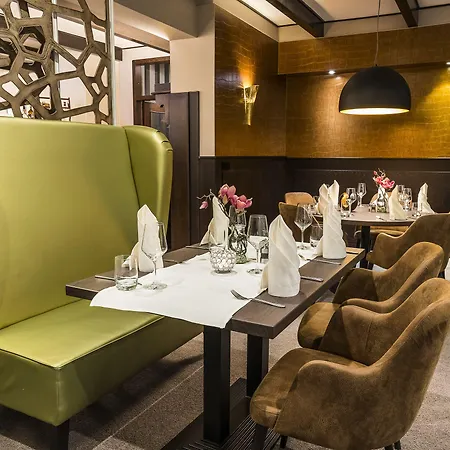 Hotel Tiek Superior 3*