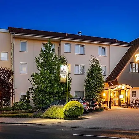 Tiek Superior Hotel