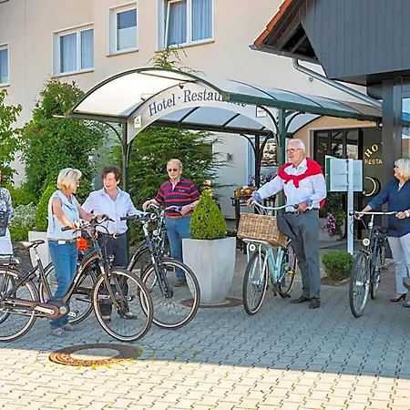 Tiek Superior Hotel