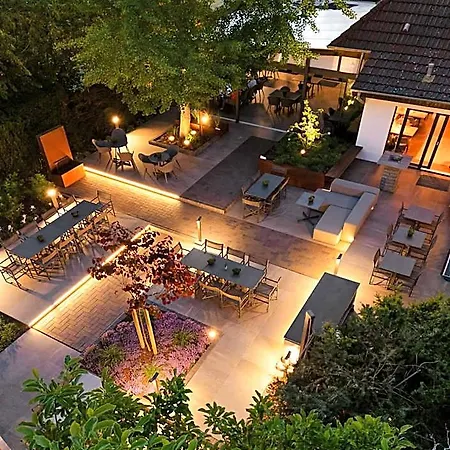 Tiek Superior Hotel 3*