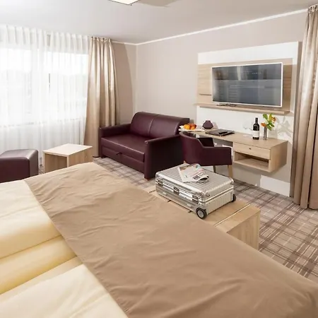 Tiek Superior Meppen