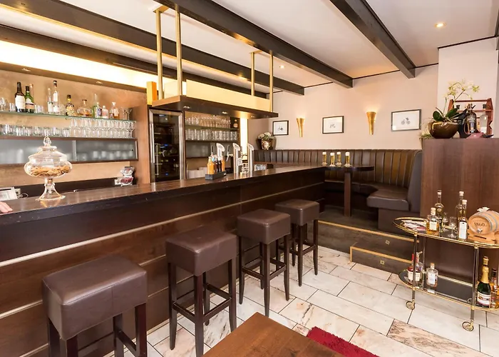 Hotel Tiek Superior 3*